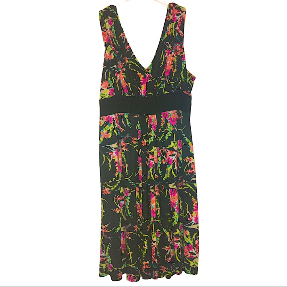 COPY - Jones New York Black & Floral Flow Dress Size 16